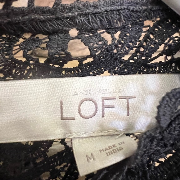 EUC Dark gray lace top - Picture 4 of 5